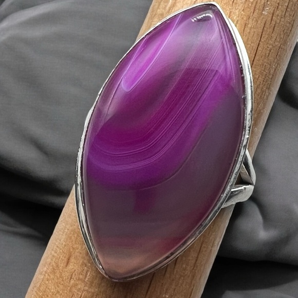 New Pink Striped Agate Crystal Stone Silver Overlay Ring Size 8.5 - 8.75 - Picture 1 of 8